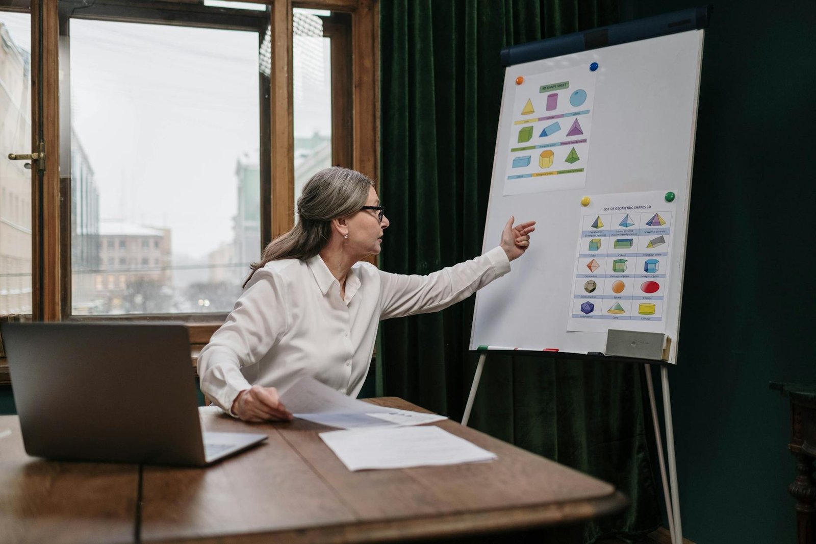 elderly woman teaching online